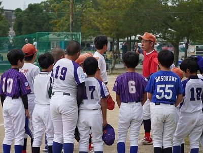 岡崎葵 少年野球20251012-001